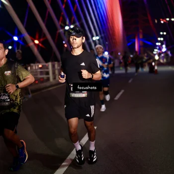 Runner Photo 6261848