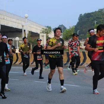 Runner Photo 6261890