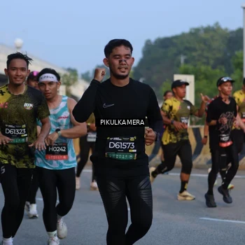 Runner Photo 6261902