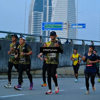 Runner Photo 6262039