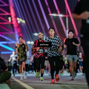 Runner Photo 6262040