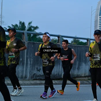 Runner Photo 6262056