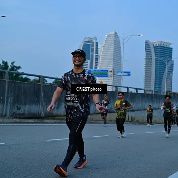 Runner Photo 6262116