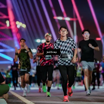 Runner Photo 6262126