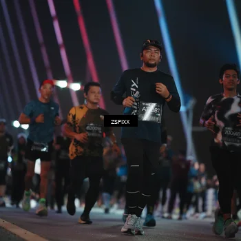 Runner Photo 6262144