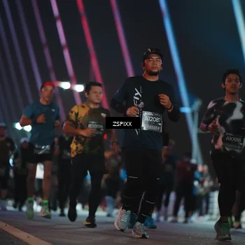 Runner Photo 6262170
