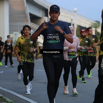 Runner Photo 6262173