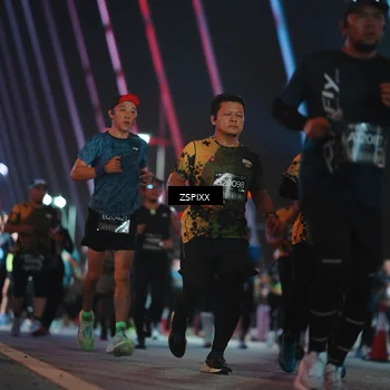 Runner Photo 6262196