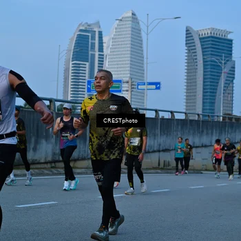 Runner Photo 6262228