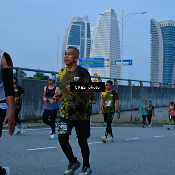 Runner Photo 6262242
