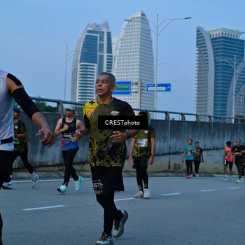 Runner Photo 6262251