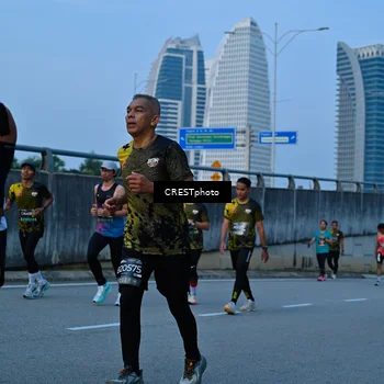 Runner Photo 6262254