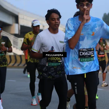 Runner Photo 6262262