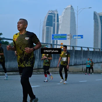 Runner Photo 6262263