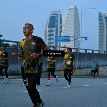 Runner Photo 6262267
