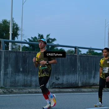 Runner Photo 6262275