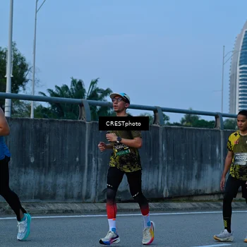 Runner Photo 6262278