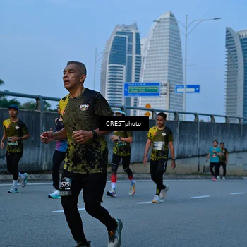 Runner Photo 6262282