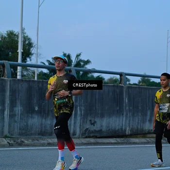 Runner Photo 6262283