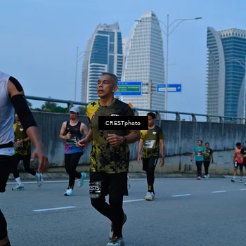Runner Photo 6262292