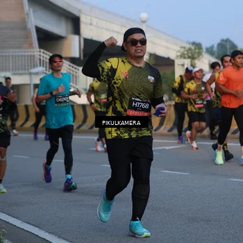 Runner Photo 6262297