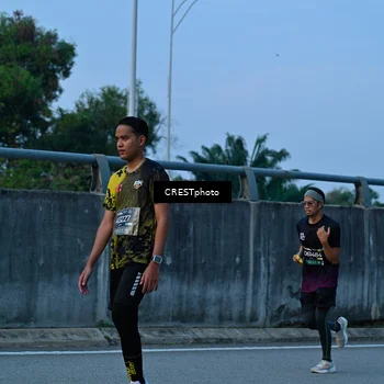 Runner Photo 6262316