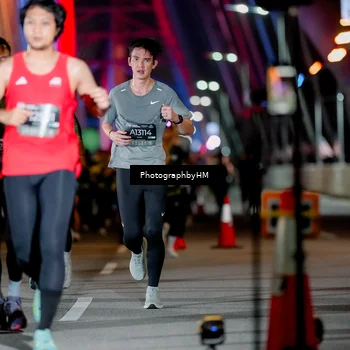 Runner Photo 6262346