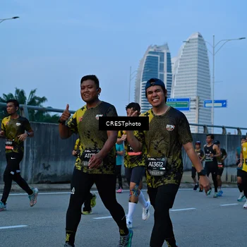 Runner Photo 6262351
