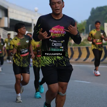 Runner Photo 6262361