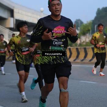Runner Photo 6262370