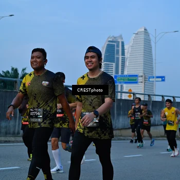 Runner Photo 6262371