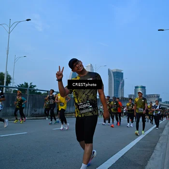 Runner Photo 6262373
