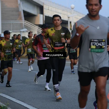 Runner Photo 6262403