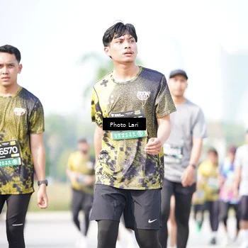Runner Photo 6262424