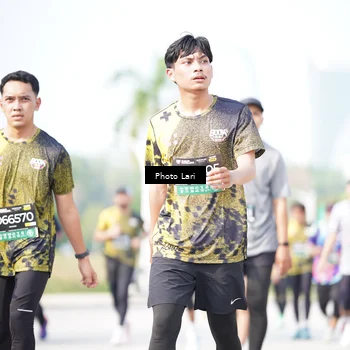 Runner Photo 6262460