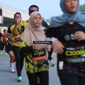 Runner Photo 6262466