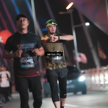 Runner Photo 6262476