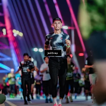 Runner Photo 6262489
