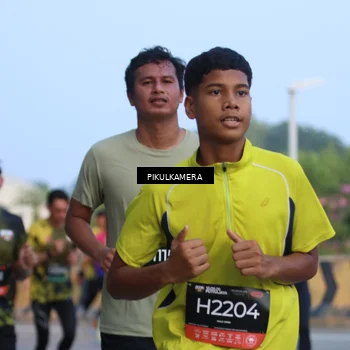 Runner Photo 6262491