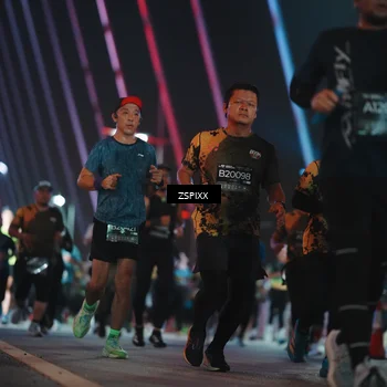 Runner Photo 6262496