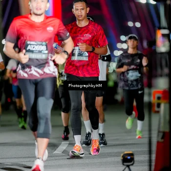 Runner Photo 6262515