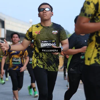 Runner Photo 6262536