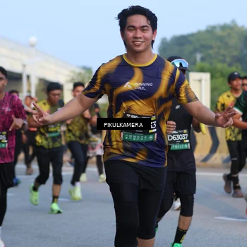 Runner Photo 6262551