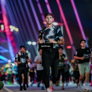 Runner Photo 6262567