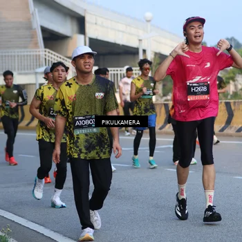 Runner Photo 6262592