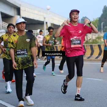 Runner Photo 6262601