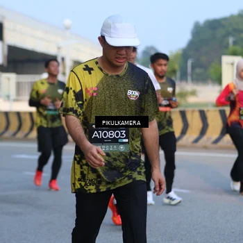 Runner Photo 6262630