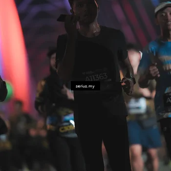 Runner Photo 6262641