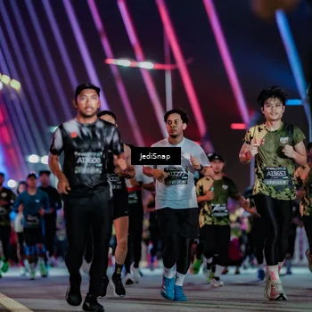 Runner Photo 6262659