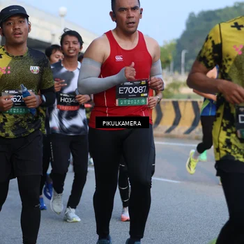 Runner Photo 6262696